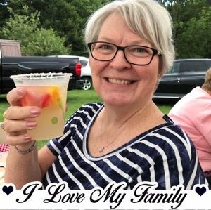 Meet your Posher, Connie